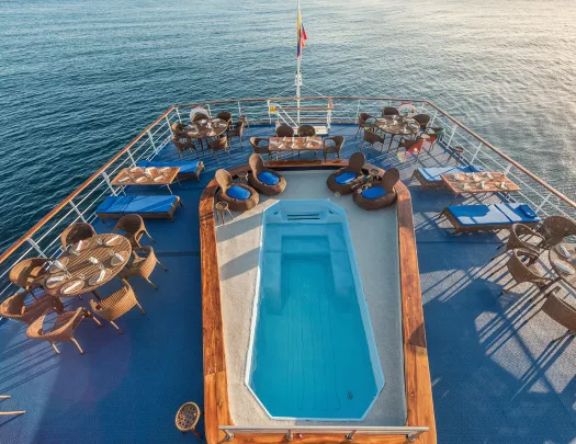 Ship's Pool Ecuador